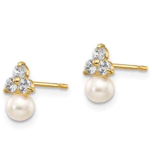 Diamond Essence Round Brilliant stone 0.10 ct each, set in group of three in floral arrangement and round freshwater cultured pearl makes a perfect post earrings for little ears. 0.60 cts.t.w. set in 14K Solid Yellow Gold.