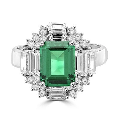 Ring emerald cut emerald stone, baguettes on 4 sides