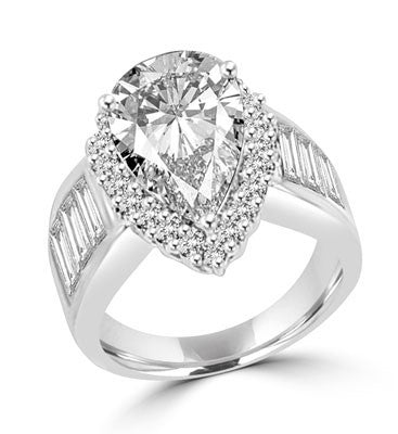 4ct pear cut diamon & baguettes in white gold ring