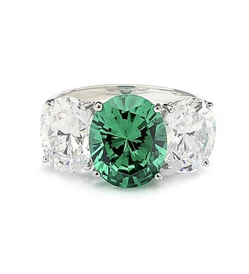 Three stone Jaw dropping oval Emerald stone ring