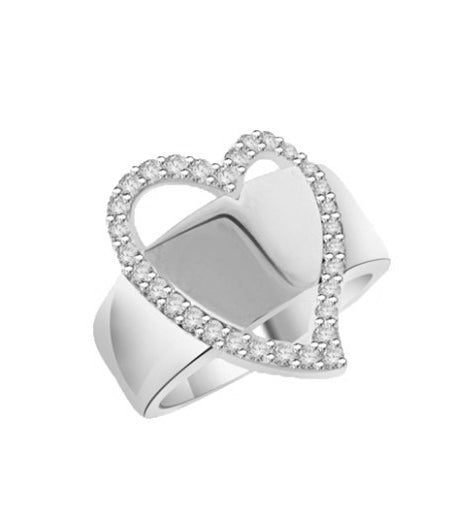 Brilliantly crafted Diamond in heart ring in white