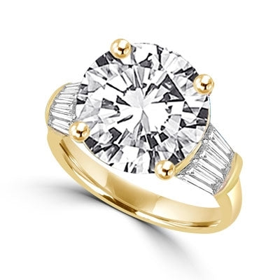 Ring  6 ct round stone with baguettes