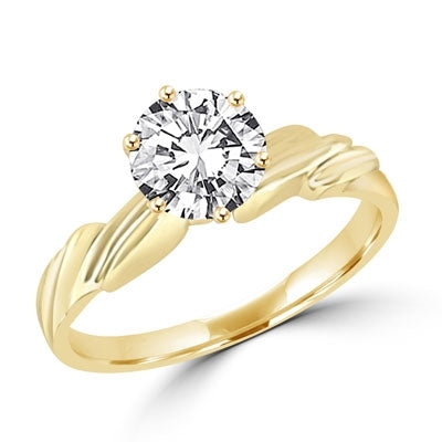 Ring  1 ct round stone set with 6 prongs