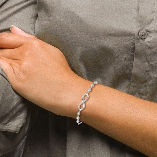 A beautiful Infinite Bracelet with Round Brilliant stones set in prong and Bezel setting makes a perfect wear for any occasion and endless opportunities.1.0 ct. t.w. in platinum-plated sterling silver.